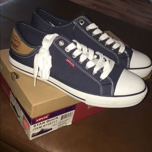 Levi's Shoes Men size 10